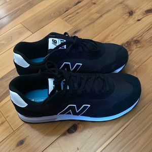 New Balance Black and White Athletic Shoes